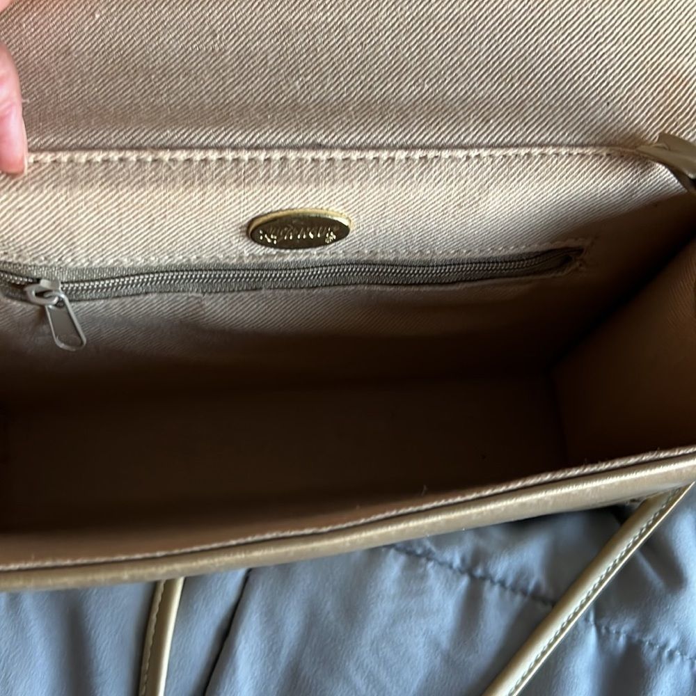 Rush Hour Purse‼️  - Picture 4 of 9